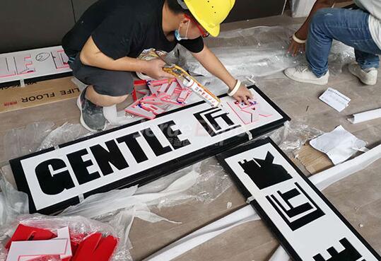 上海展台搭建招标书的步骤是什么？